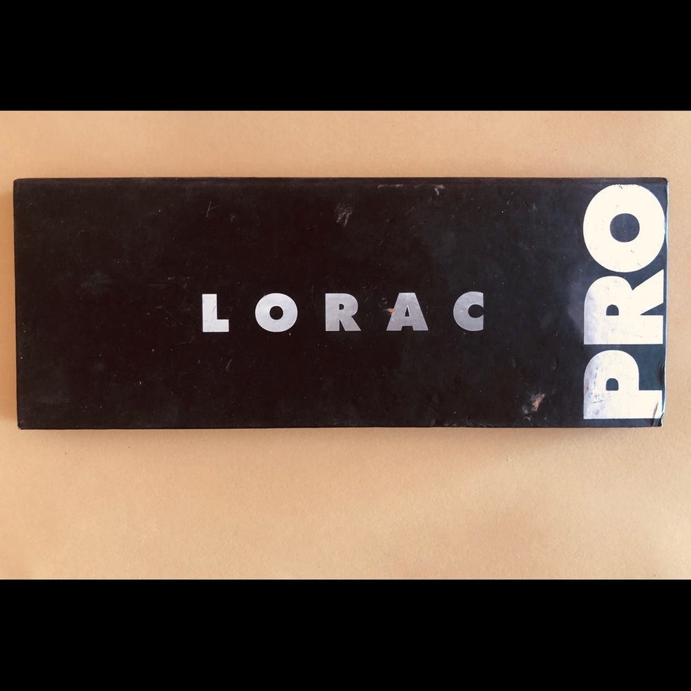 Lorac Pro eyeshadow palette